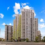 High Level Urban Retreat In Macquarie Park