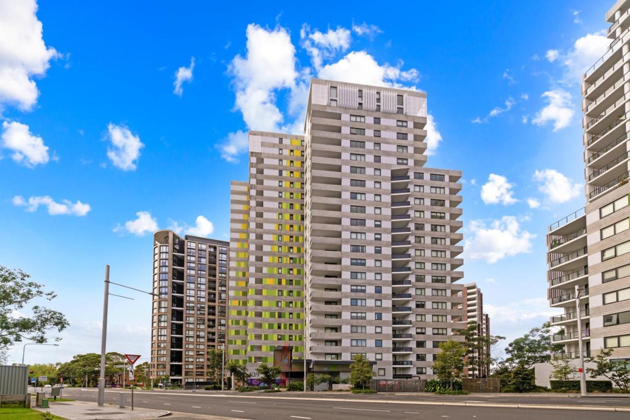 High Level Urban Retreat In Macquarie Park Apartment